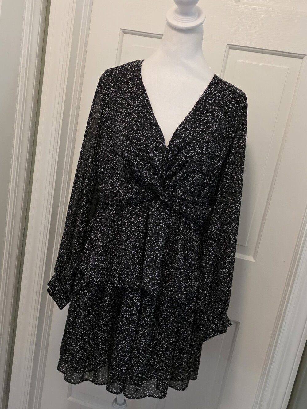 LULUS Tell You I Love You Black Floral Print Twist-Front Tiered Mini Dress XL